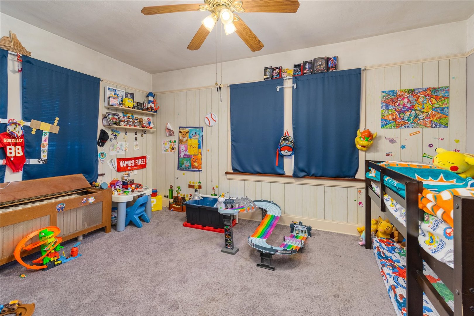 532 7th Street LaSalle, IL 61301 - Photo 25 of 36 a children room with toys