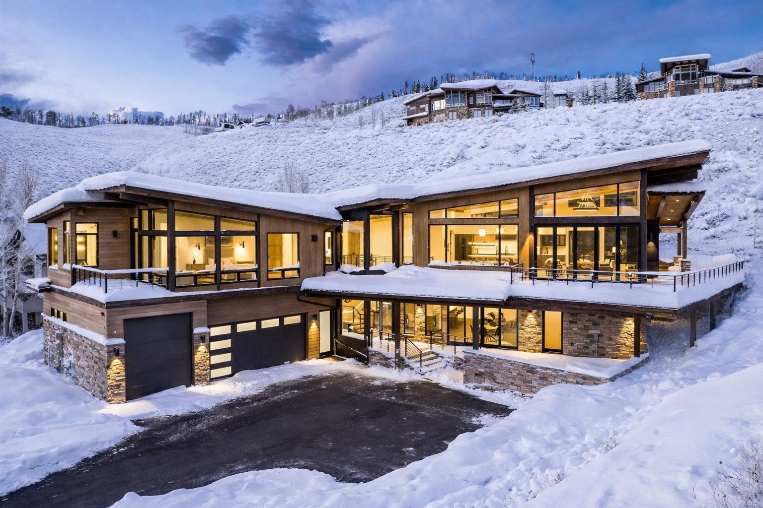 18 Heather Way Silverthorne, CO 80498 - Photo 1 of 2 a view of building with a lot of windows and a bed
