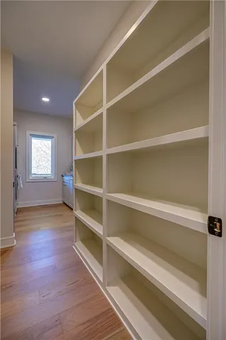 $1,325,000 | 2 Sequoyah Pointe, Lake Winnebago, MO 64034