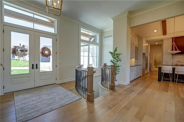 $1,325,000 | 2 Sequoyah Pointe, Lake Winnebago, MO 64034