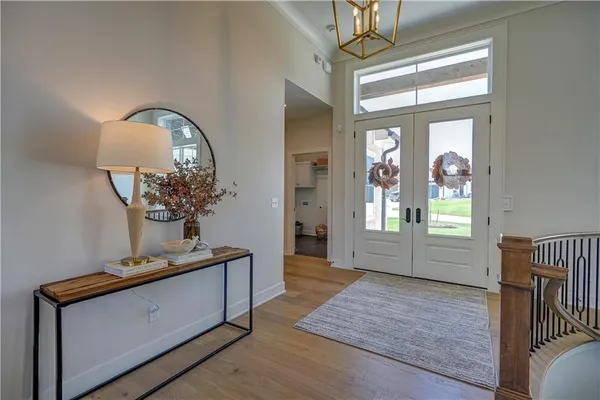 $1,325,000 | 2 Sequoyah Pointe, Lake Winnebago, MO 64034