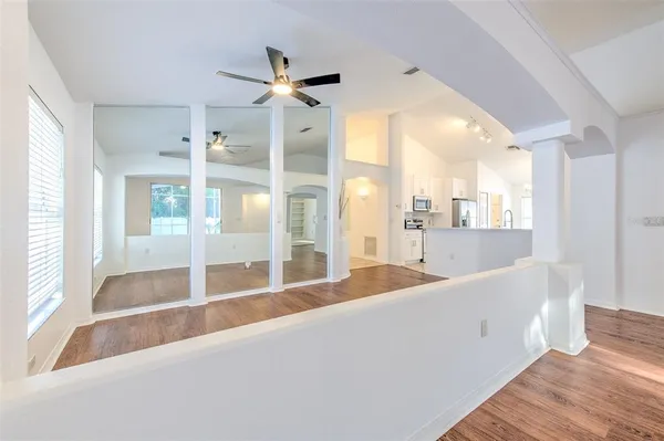 $395,000 | 6910 Jamestown Manor Drive, Riverview, FL 33578