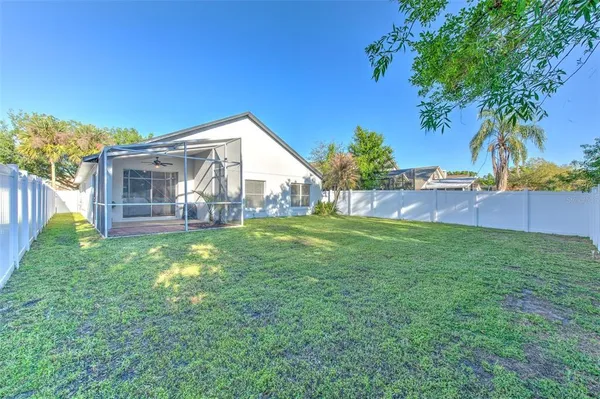$395,000 | 6910 Jamestown Manor Drive, Riverview, FL 33578