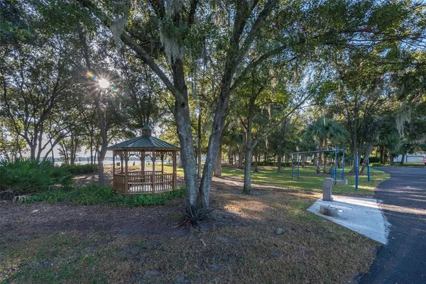 $395,000 | 6910 Jamestown Manor Drive, Riverview, FL 33578