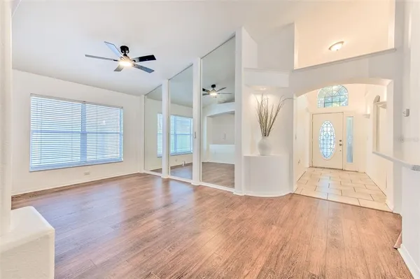 $395,000 | 6910 Jamestown Manor Drive, Riverview, FL 33578