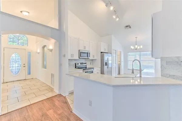 $395,000 | 6910 Jamestown Manor Drive, Riverview, FL 33578