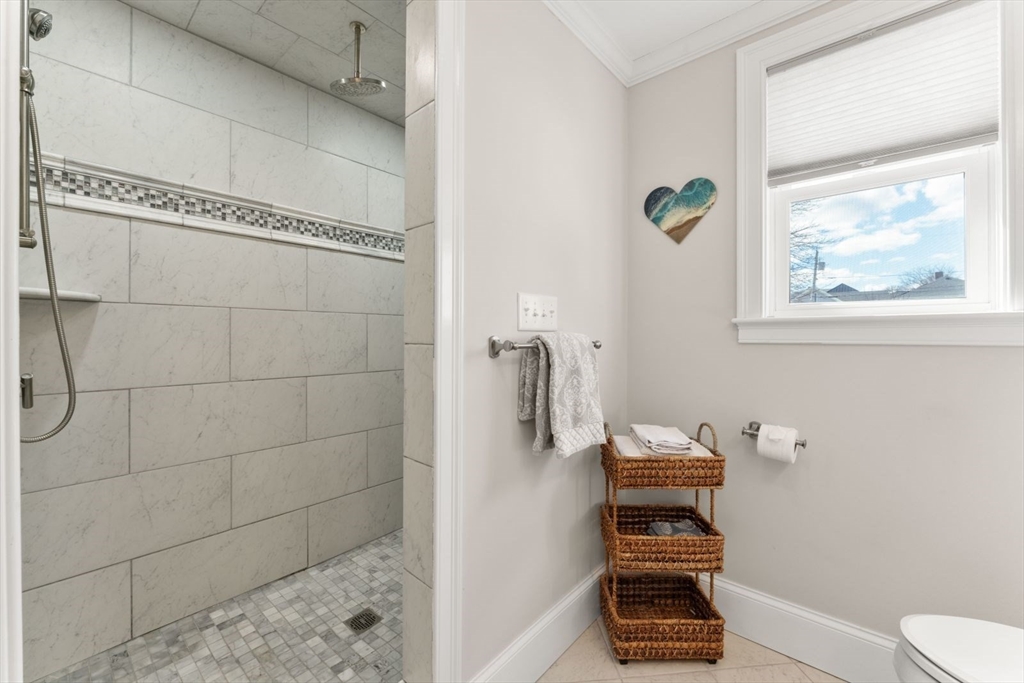 19 Damon Road Scituate, MA 02066 - Photo 19 of 33 a bathroom with a window