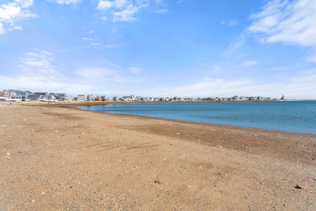 19 Damon Road Scituate, MA 02066 - Photo 32 of 33 a view of an ocean and city