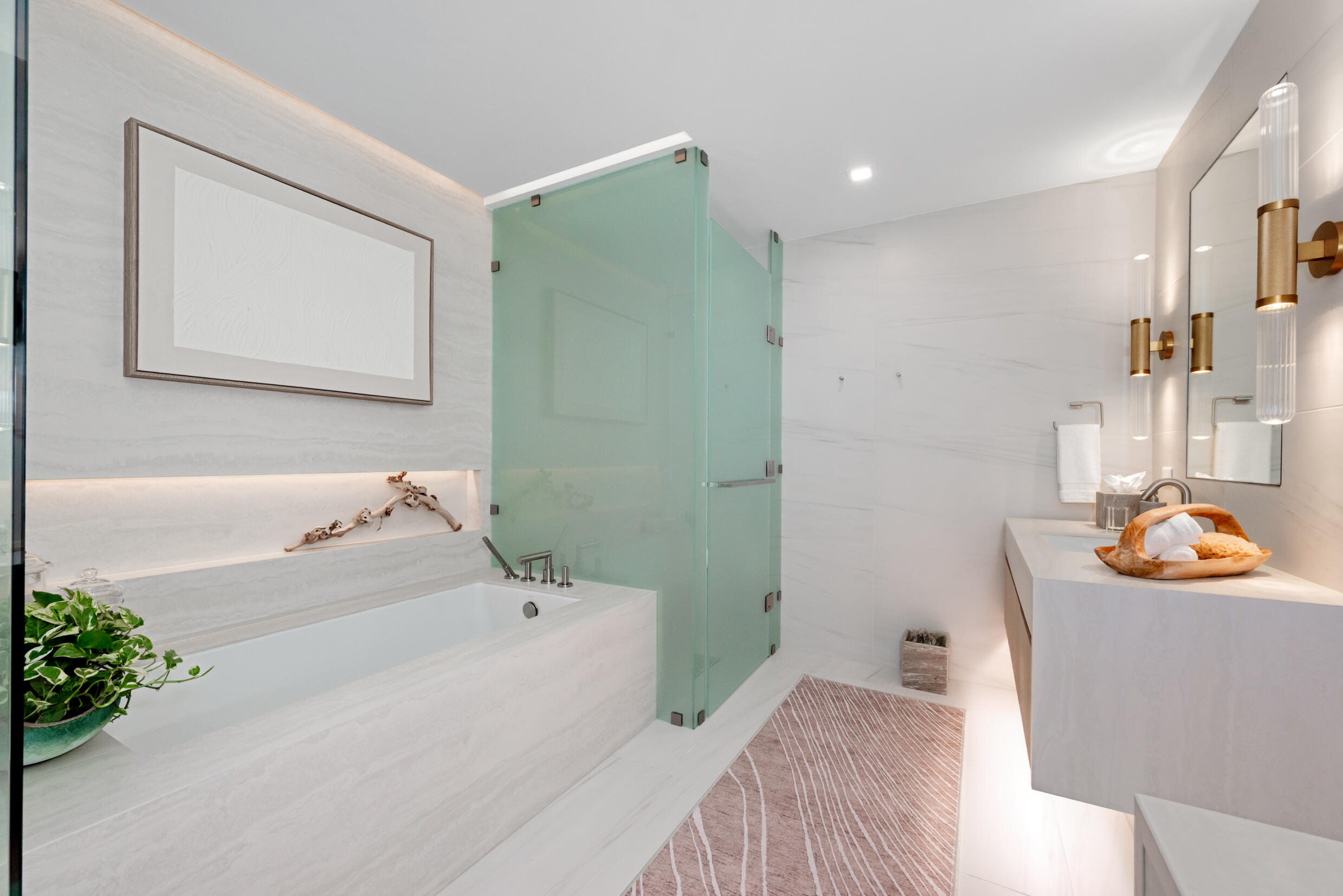 900 North Ocean Boulevard, Unit MPH02 Pompano Beach, FL 33062 - Photo 29 of 36 a bedroom with a bed and a couch