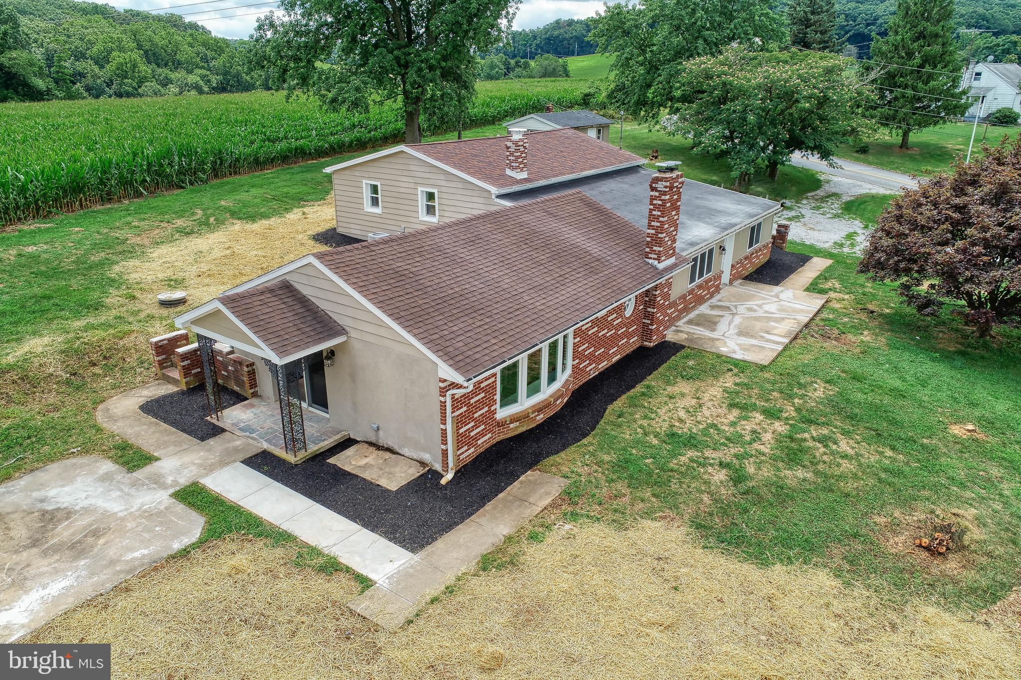 1655 Bahns Mill Road Windsor, PA 17366 - Photo 4 of 63 Gallery Image 4