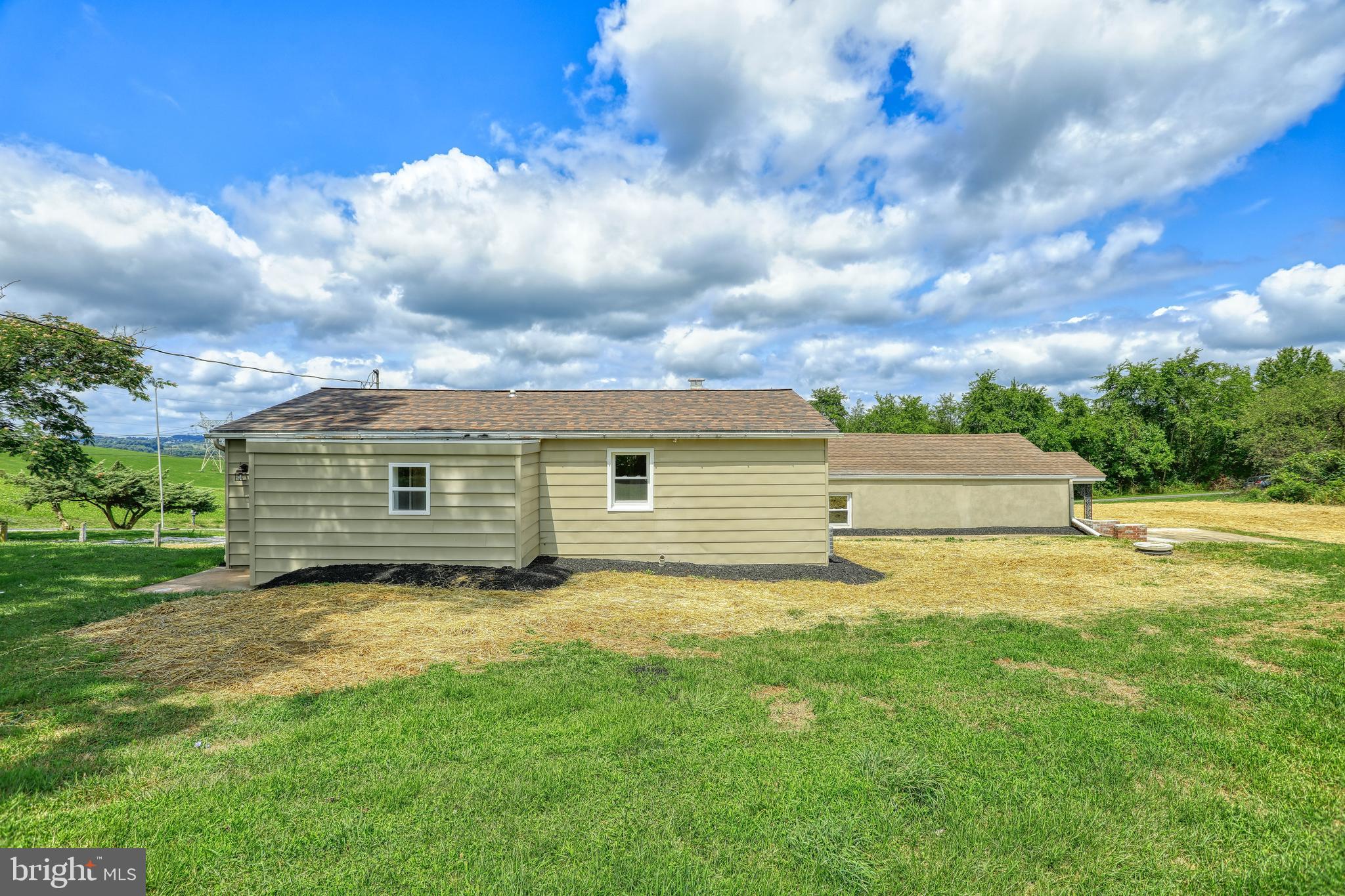 1655 Bahns Mill Road Windsor, PA 17366 - Photo 7 of 63 Gallery Image 7
