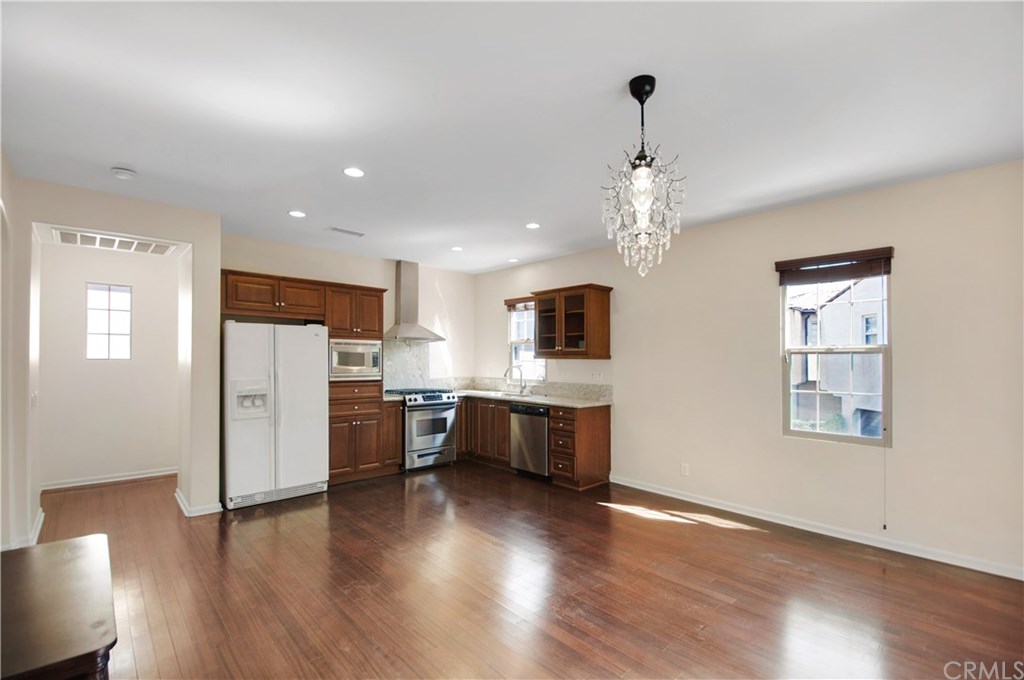 101 Costa Brava Irvine, CA 92620 - Photo 3 of 13