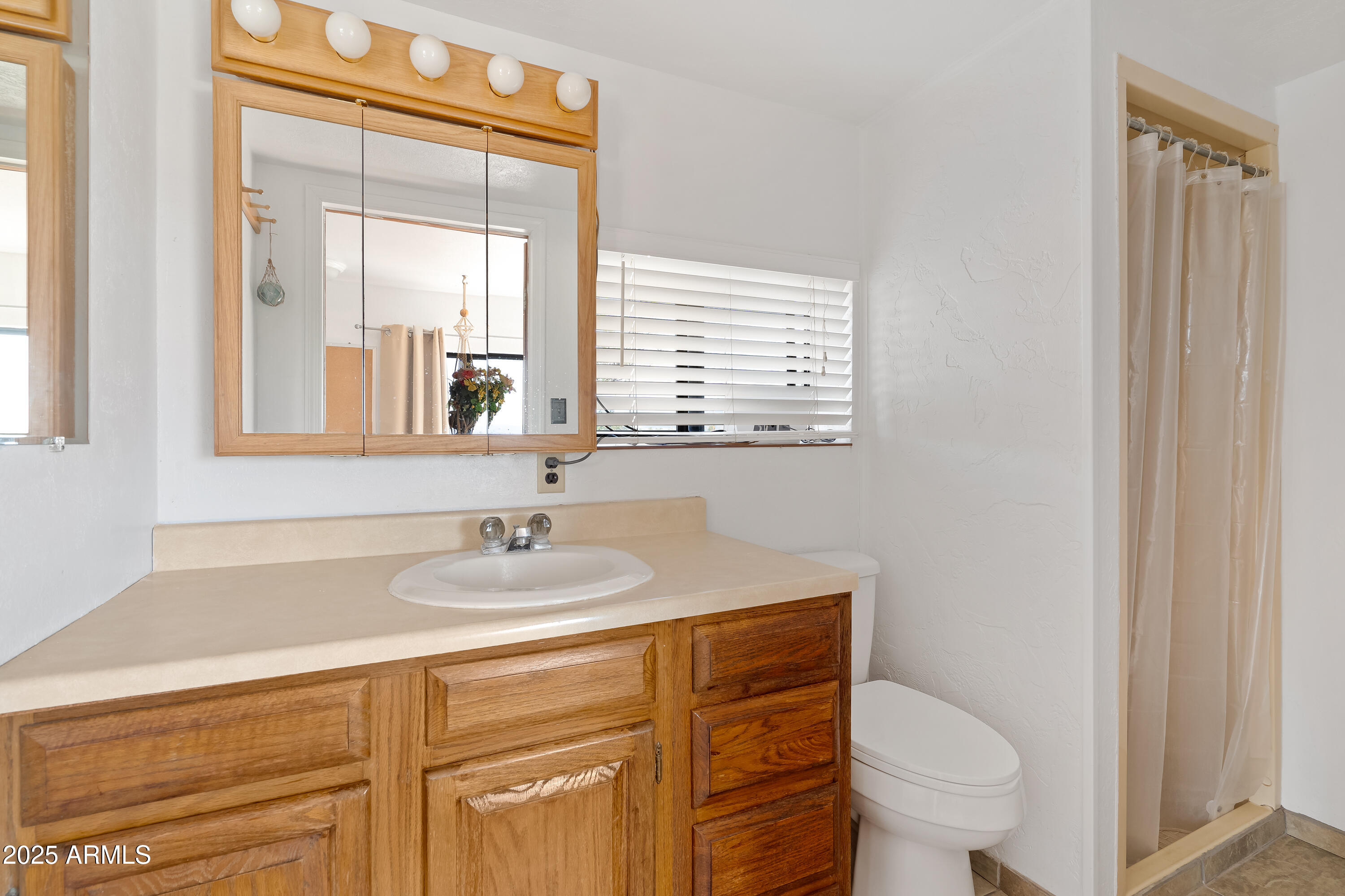 8264 East Dakota Road Hereford, AZ 85615 - Photo 21 of 45 2 Interiors-17