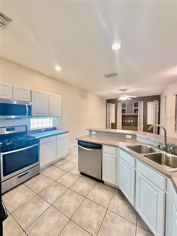 $2,600 | 1047 Lascala Drive, Windermere, FL 34786