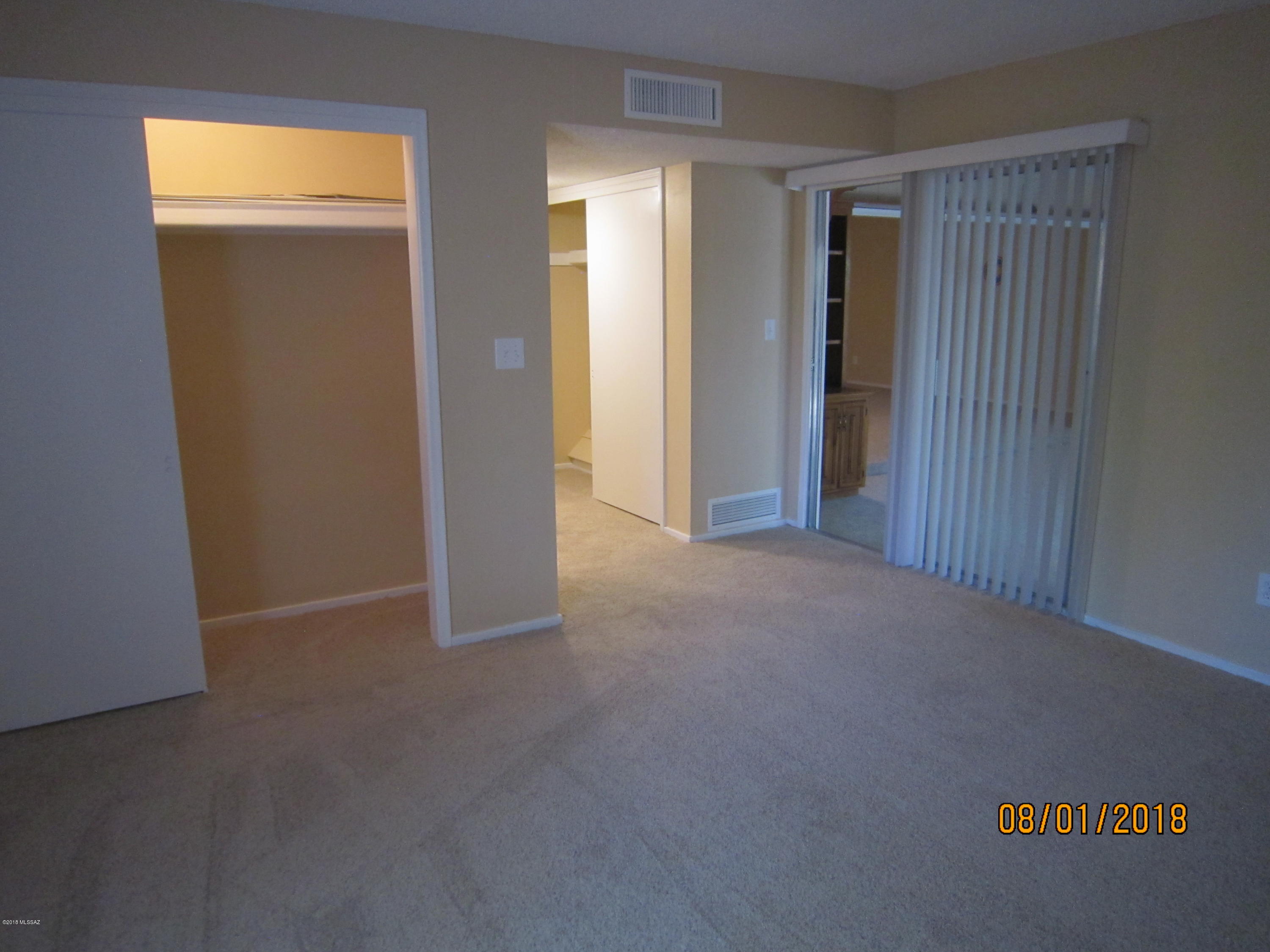 4263 North Limberlost Circle Tucson, AZ 85705 - Photo 13 of 21