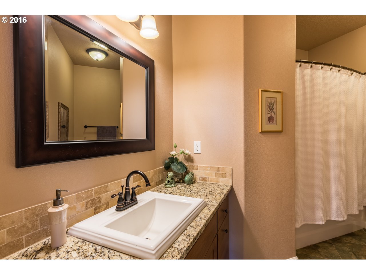 767 Southwest 5th Street Dundee, OR 97115 - Photo 11 of 17 Gallery Image 11