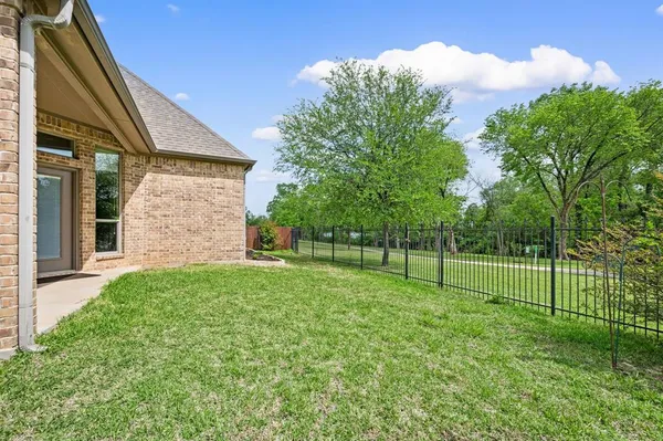 $575,000 | 9300 Wood Duck Drive, Fort Worth, TX 76118