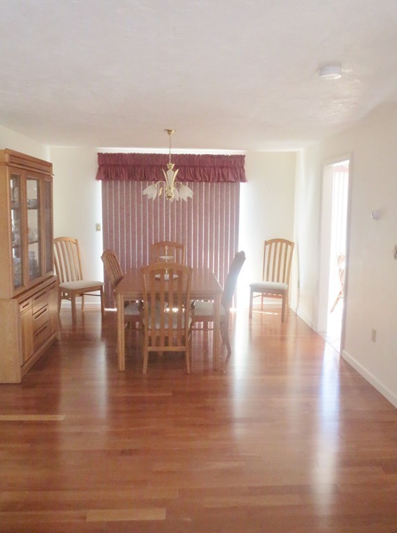 16 Country Side Road, Unit 16 Bellingham, MA 02019 - Photo 8 of 19 Gallery Image 8