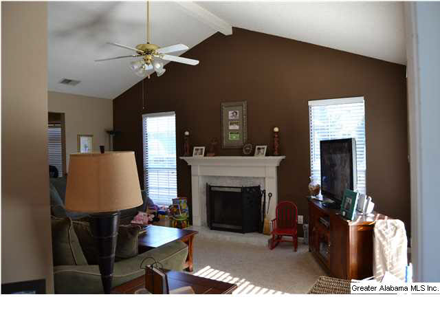 125 Cambridge Pointe Circle Alabaster, AL 35007 - Photo 6 of 16