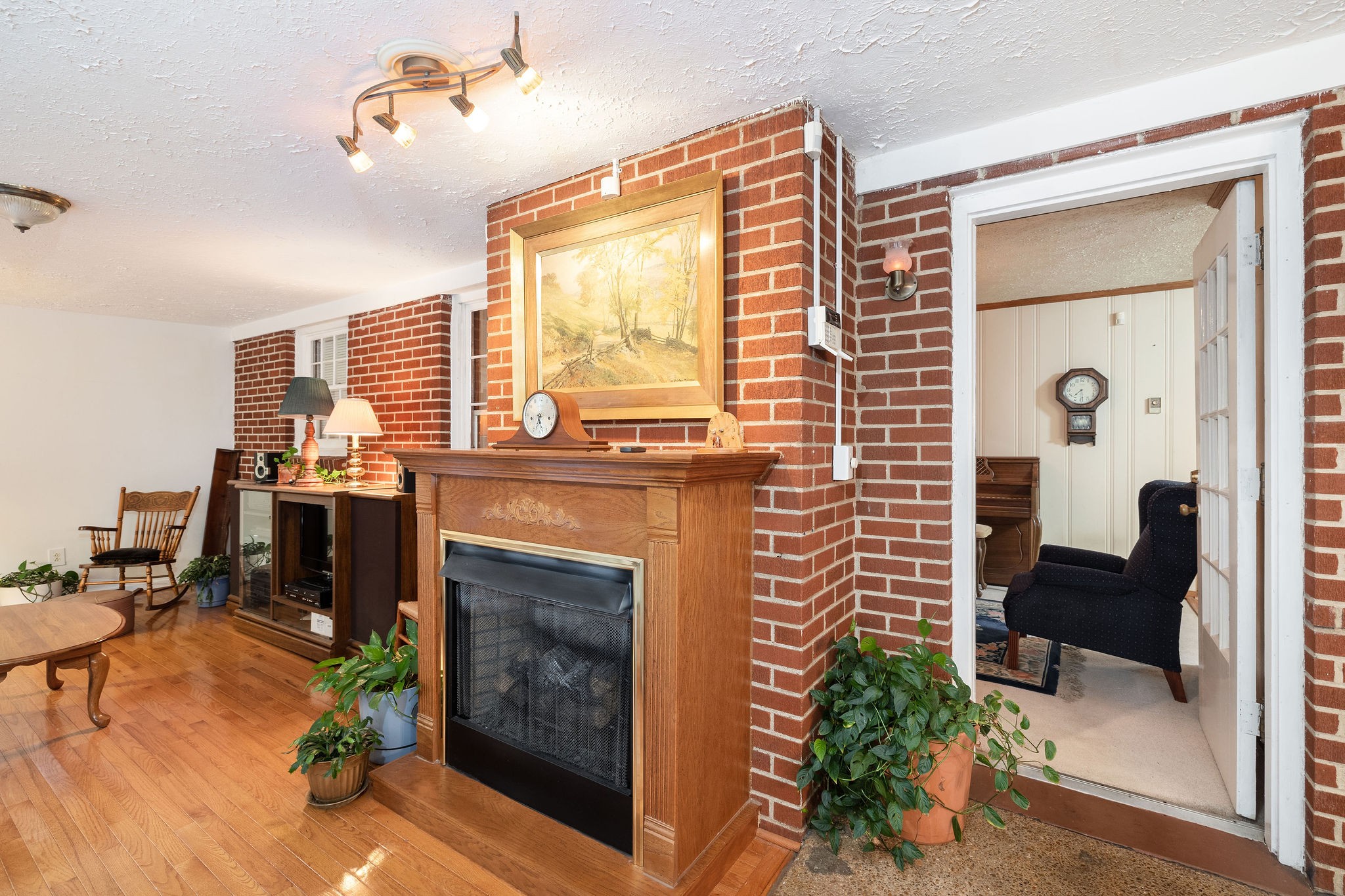 805 Vantrease Road Madison, TN 37115 - Photo 32 of 60 a living room with furniture and a fireplace