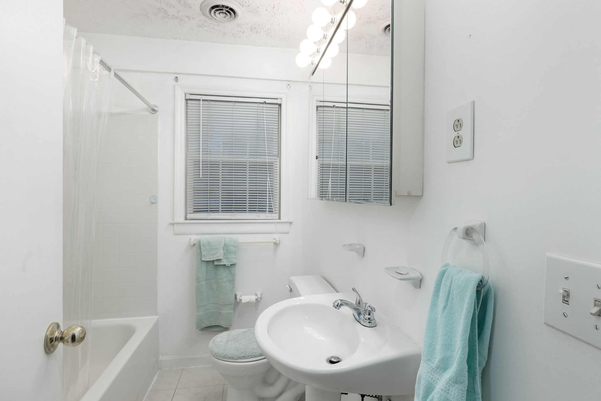 805 Vantrease Road Madison, TN 37115 - Photo 50 of 60 a bathroom with a sink and a mirror