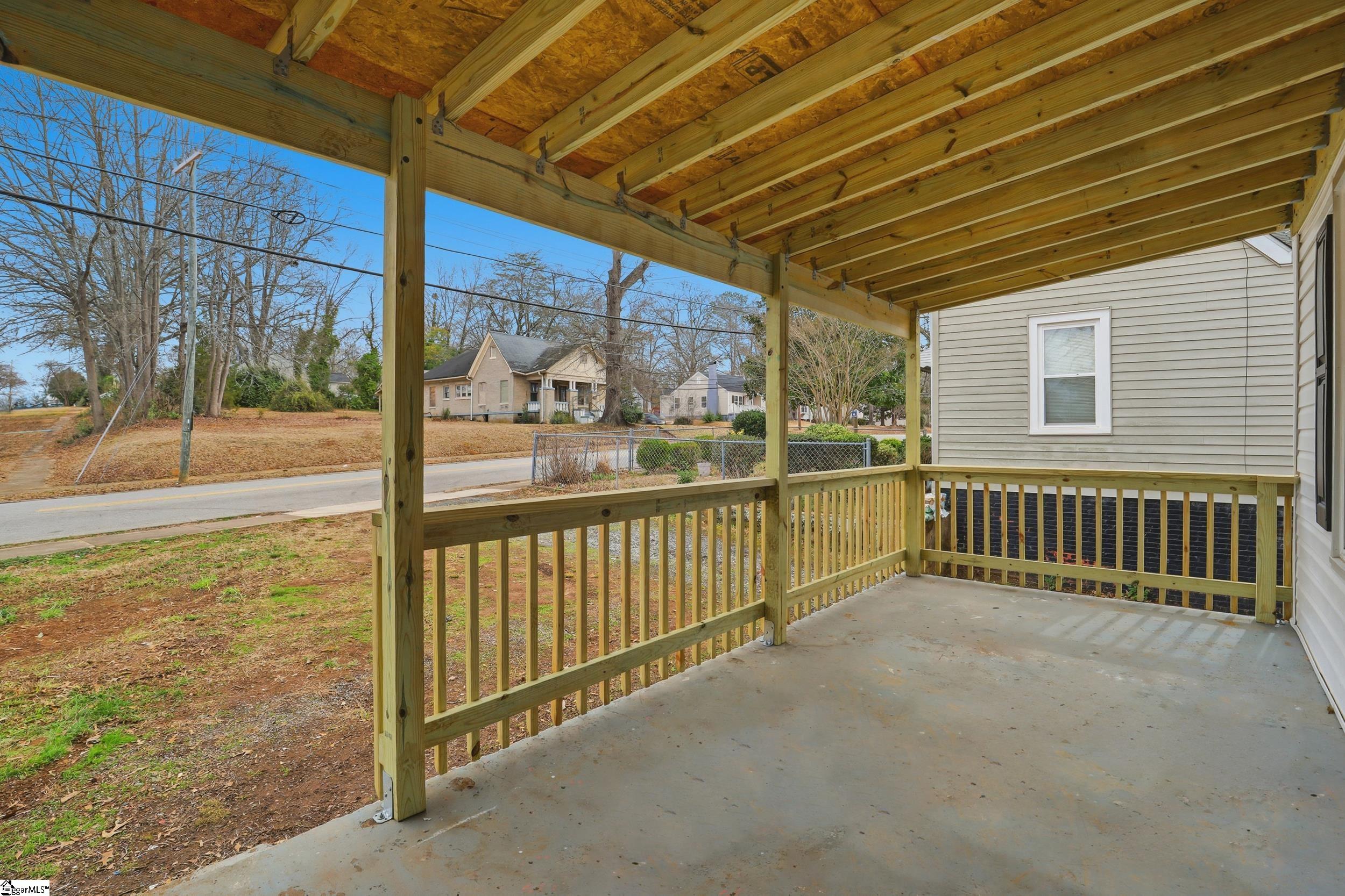 650 South Converse Street Spartanburg, SC 29306 - Photo 3 of 29