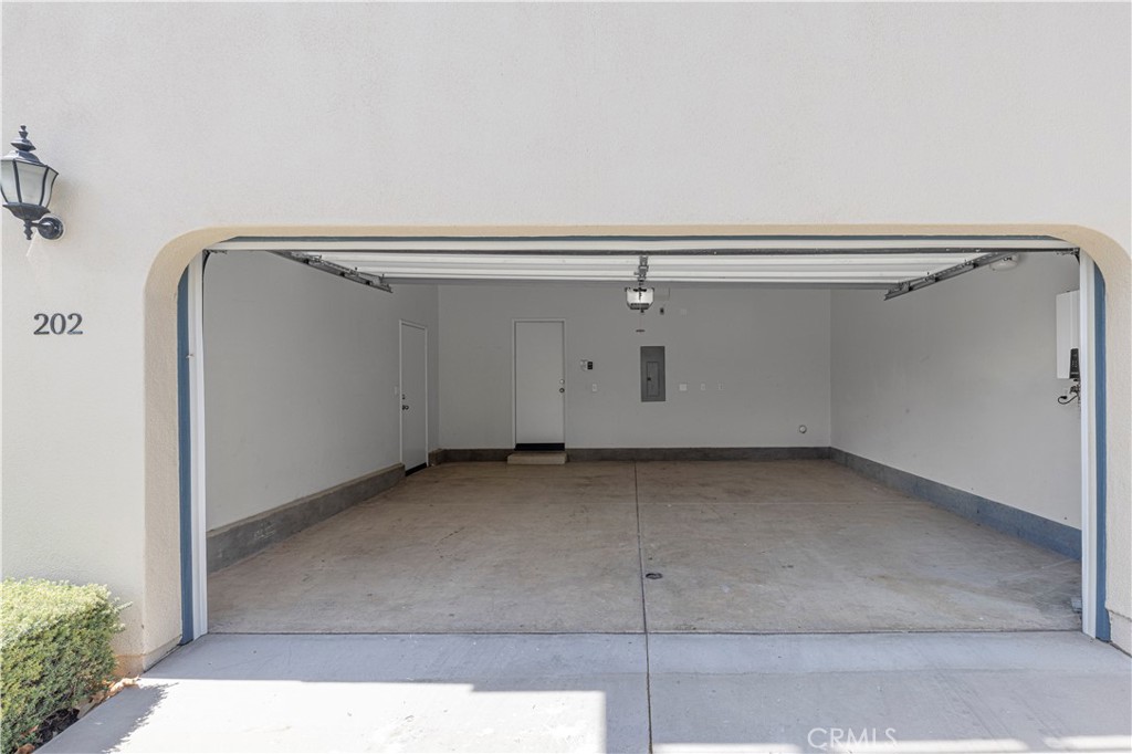 202 Cultivate Irvine, CA 92618 - Photo 25 of 65 a view of an empty walk in closet