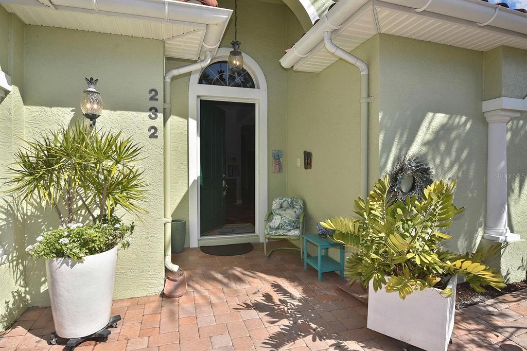 232 Pensacola Road Venice, FL 34285 - Photo 4 of 89 Gallery Image 4