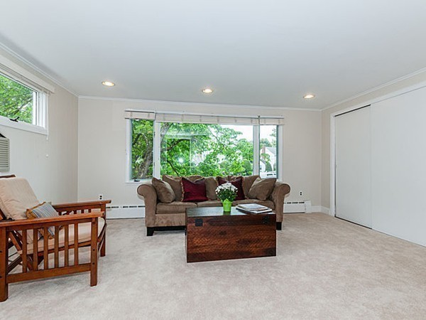 21 Marshfield Road Newton, MA 02459 - Photo 12 of 24