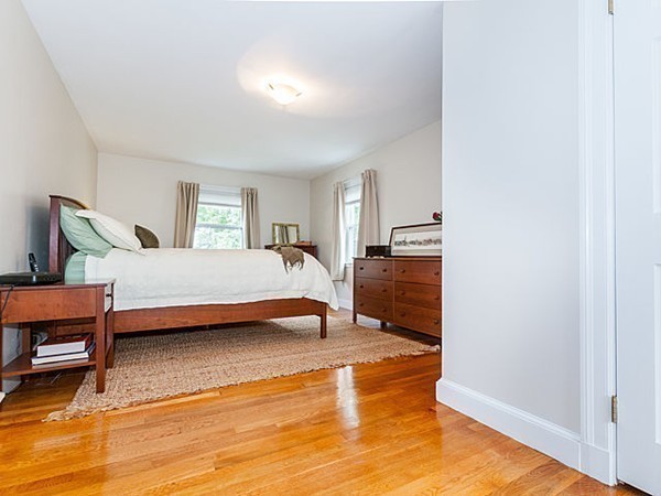 21 Marshfield Road Newton, MA 02459 - Photo 15 of 24