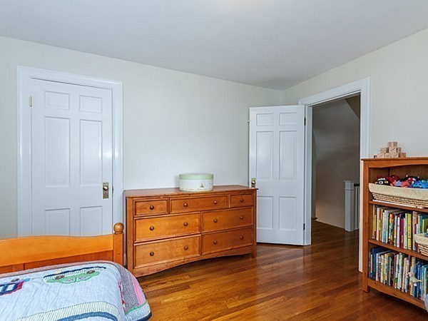 21 Marshfield Road Newton, MA 02459 - Photo 19 of 24