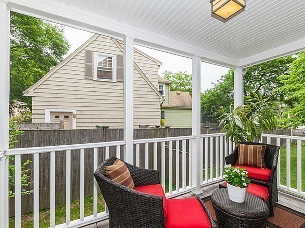 21 Marshfield Road Newton, MA 02459 - Photo 10 of 24