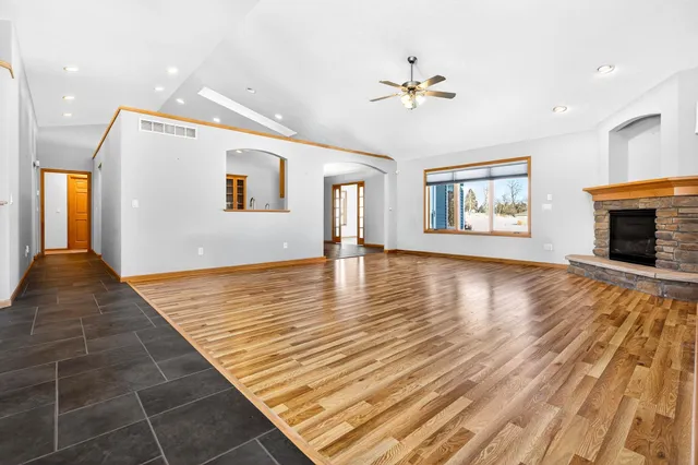 $599,900 | 9410 Memory Lane, Neenah, WI 54956