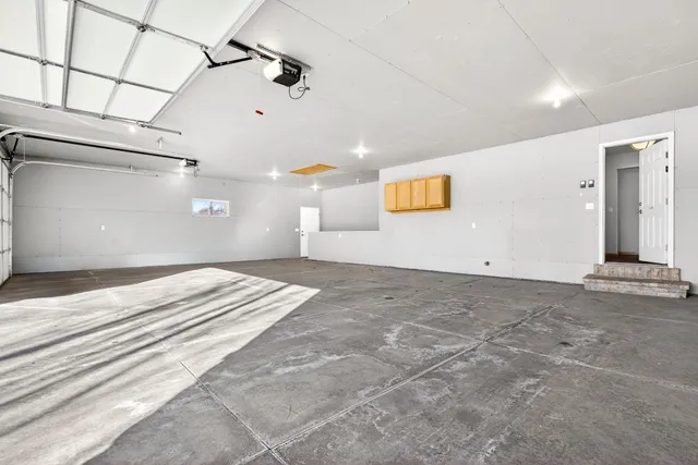 $599,900 | 9410 Memory Lane, Neenah, WI 54956