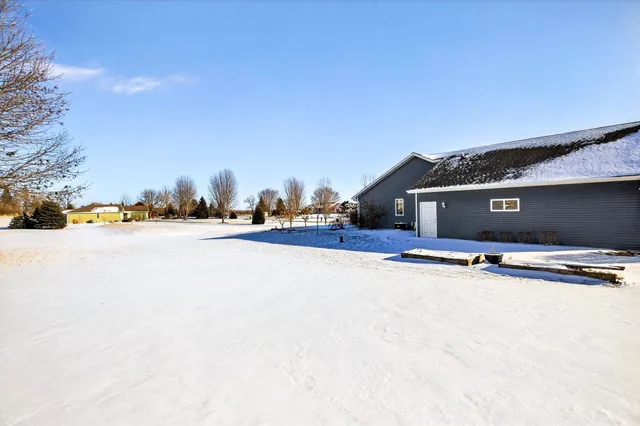 $599,900 | 9410 Memory Lane, Neenah, WI 54956