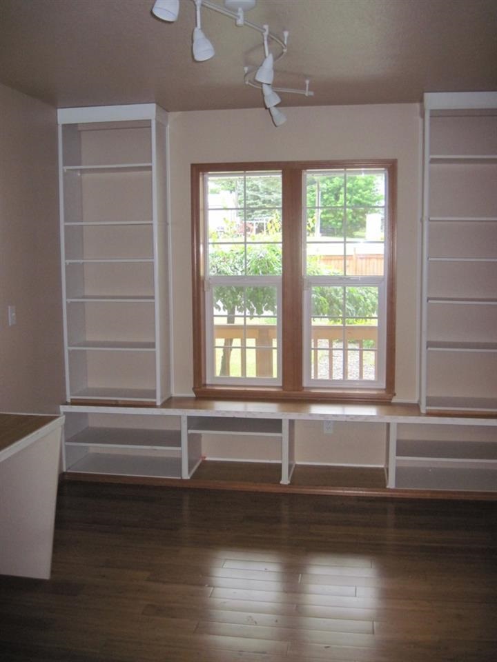 612 East Ballard Road Colbert, WA 99005 - Photo 10 of 20