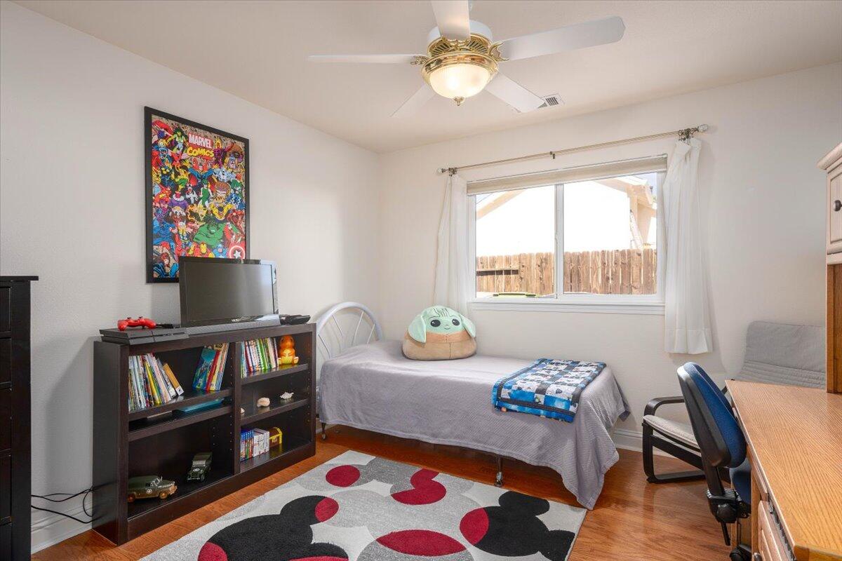 4078 Sunglow Drive Redding, CA 96001 - Photo 32 of 60 33-4078 Sunglow Dr (21 of 64)