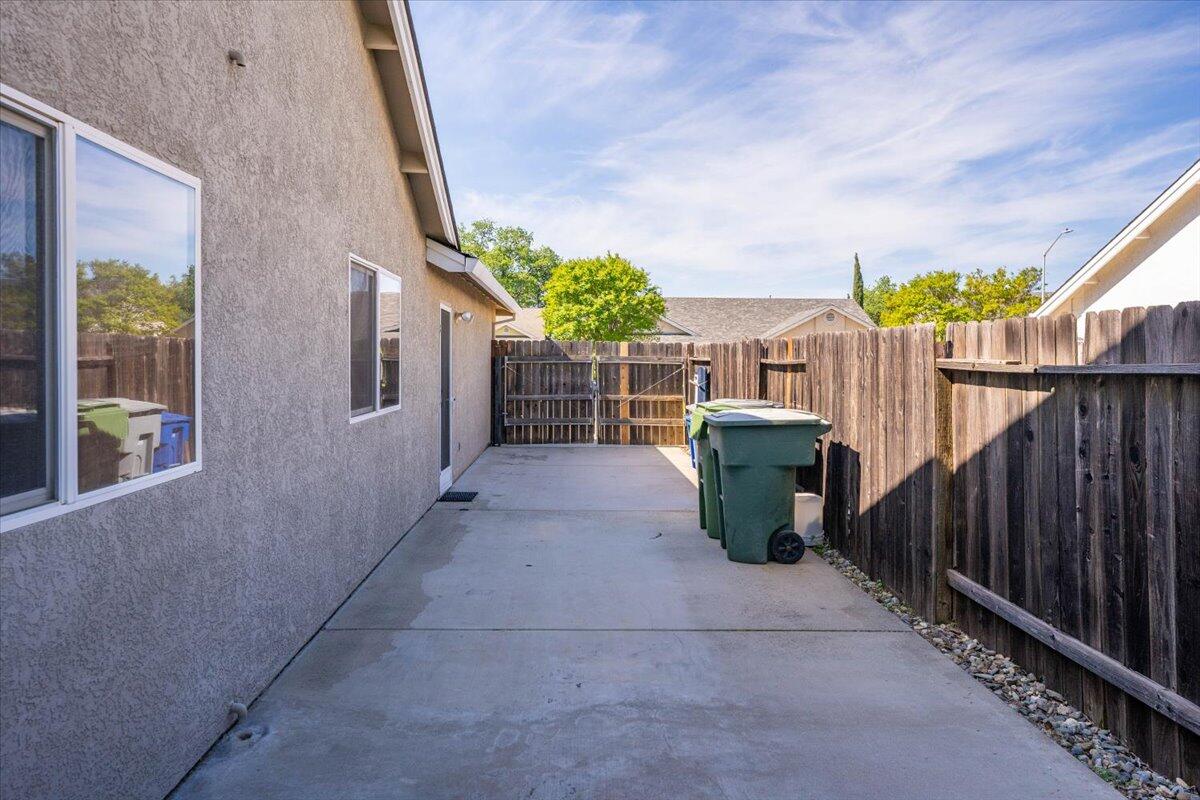 4078 Sunglow Drive Redding, CA 96001 - Photo 44 of 60 45-4078 Sunglow Dr (40 of 64)