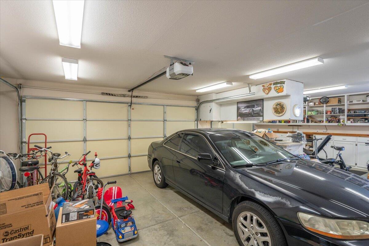 4078 Sunglow Drive Redding, CA 96001 - Photo 48 of 60 49-4078 Sunglow Dr (44 of 64)