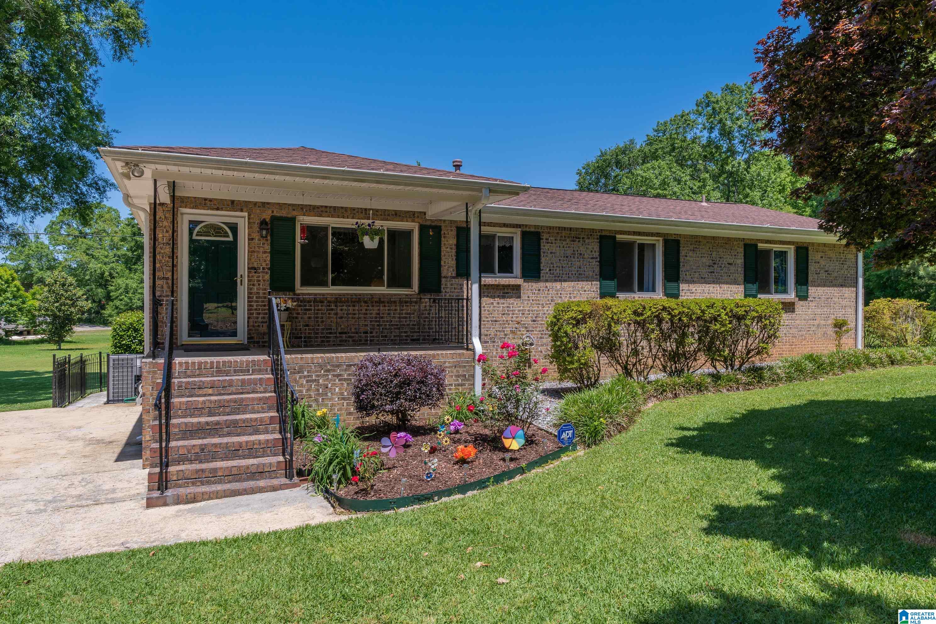 141 College Street Vincent, AL 35178 - Photo 1 of 31
