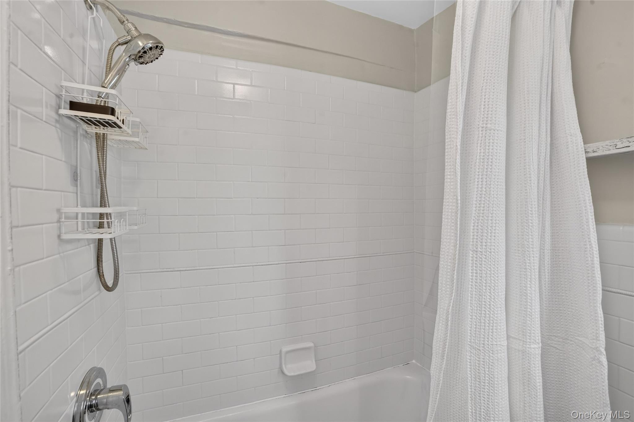 42 Pondfield Road West, Unit 4F Bronxville, NY 10708 - Photo 27 of 30