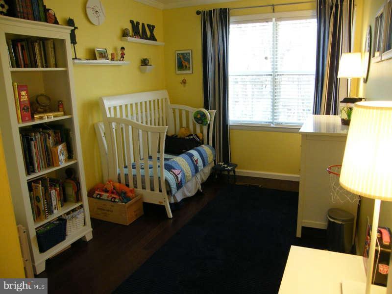 2232 Gunsmith Square Reston, VA 20191 - Photo 19 of 30 Bedroom