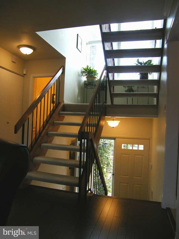 2232 Gunsmith Square Reston, VA 20191 - Photo 5 of 30 Interior (General)