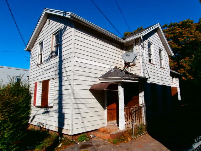 374 Ames Street Rochester, NY 14611 - Photo 2 of 15