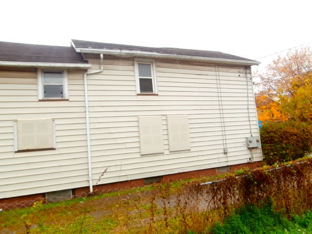 374 Ames Street Rochester, NY 14611 - Photo 6 of 15