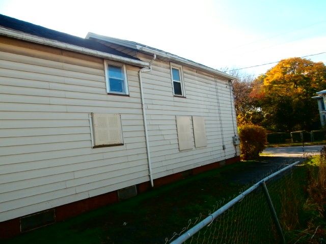 374 Ames Street Rochester, NY 14611 - Photo 9 of 15