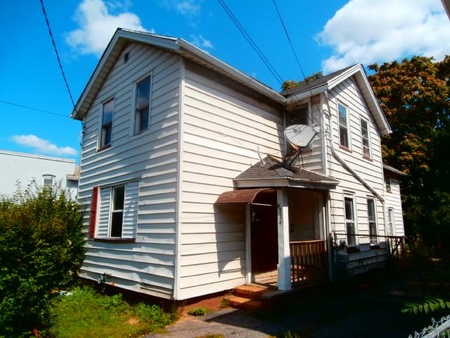 374 Ames Street Rochester, NY 14611 - Photo 10 of 15