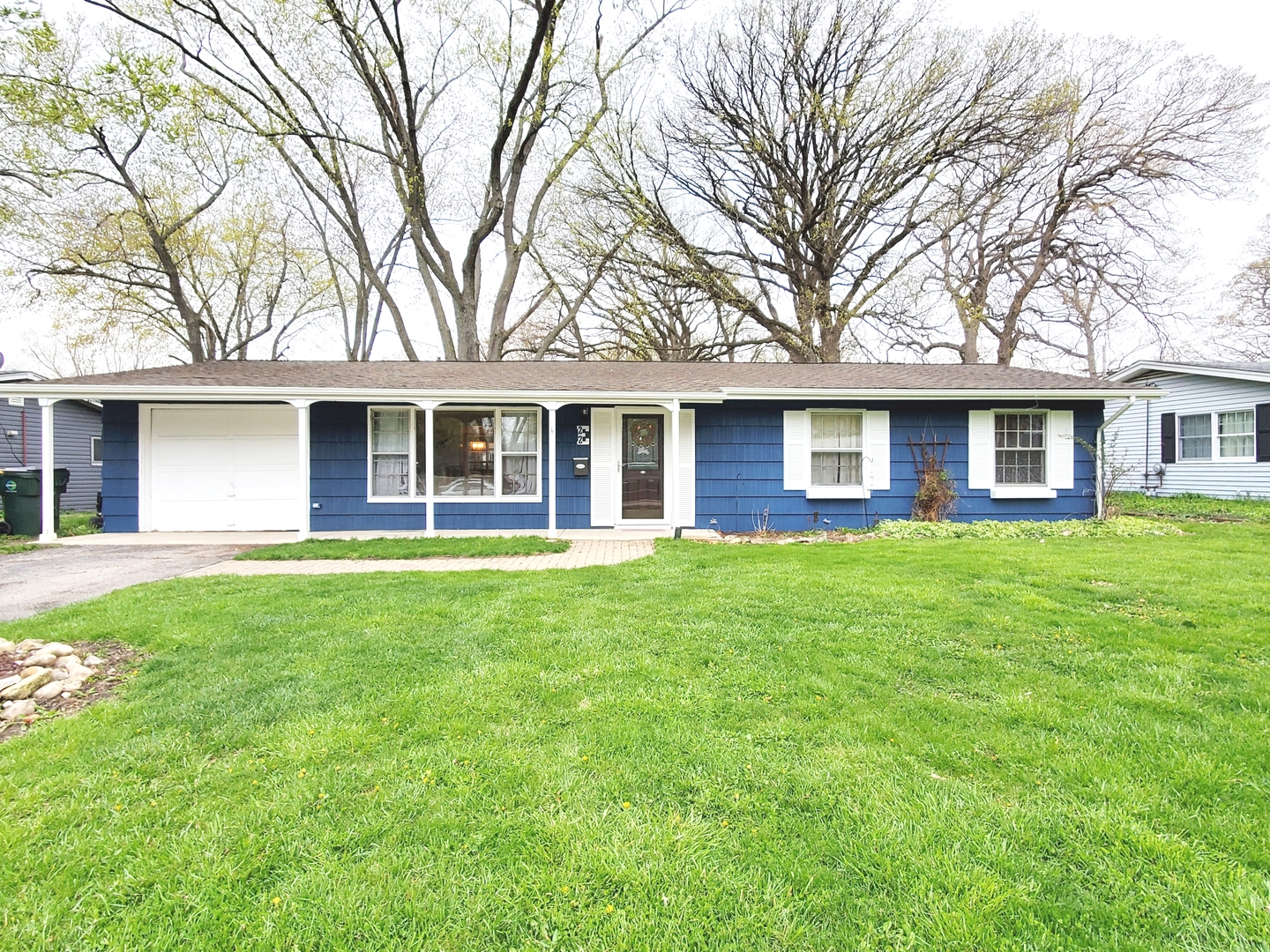 22 Greenbriar Road Montgomery, IL 60538 - Photo 1 of 56 Gallery Image 1