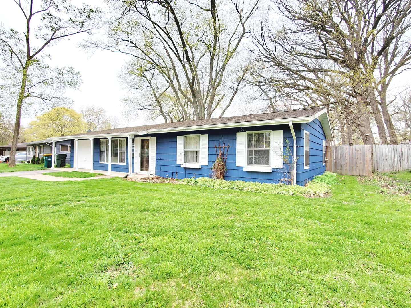 22 Greenbriar Road Montgomery, IL 60538 - Photo 2 of 56 Gallery Image 2