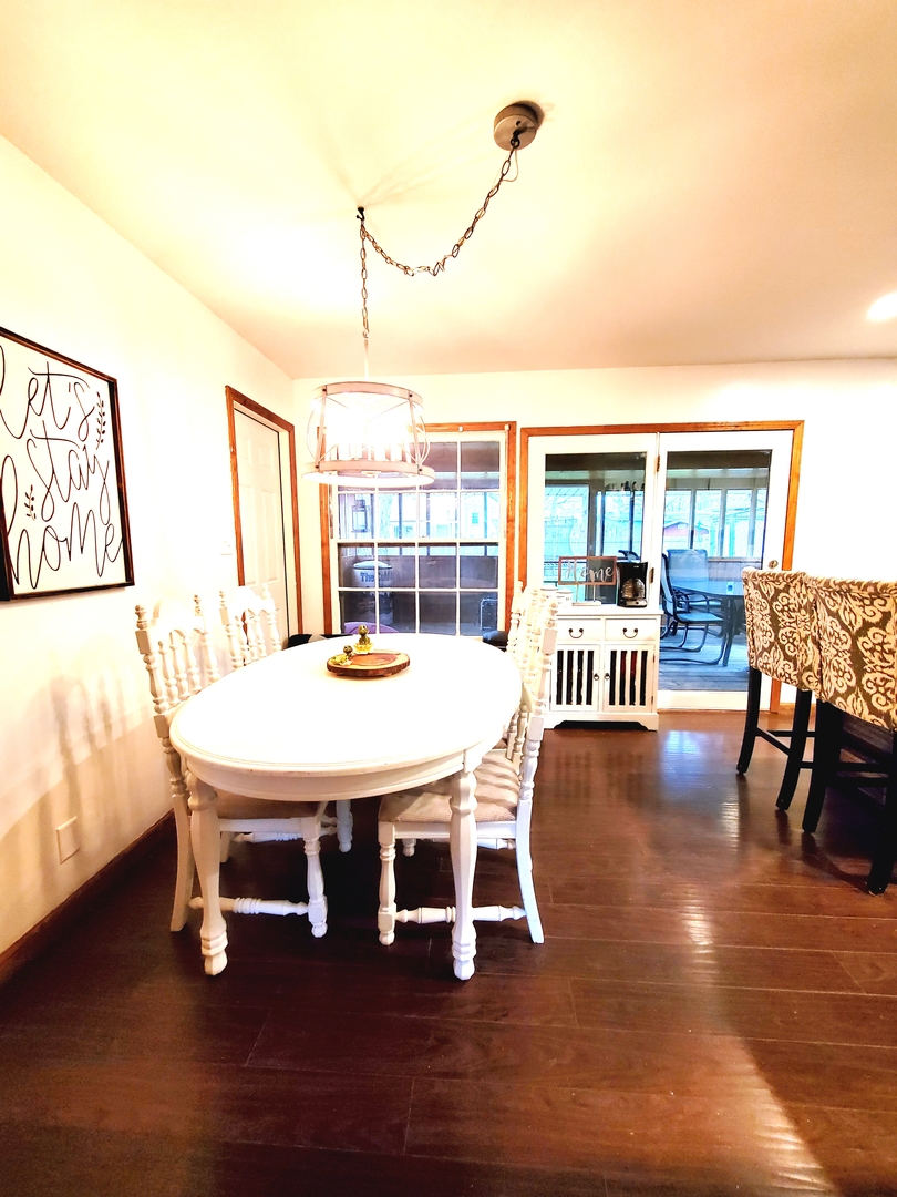 22 Greenbriar Road Montgomery, IL 60538 - Photo 12 of 56 Gallery Image 12